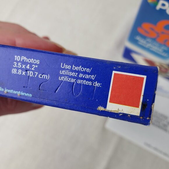 Vintage Polaroid One Step Instant Camera With Box and Expired 600 Film Untested - Picture 2 of 5